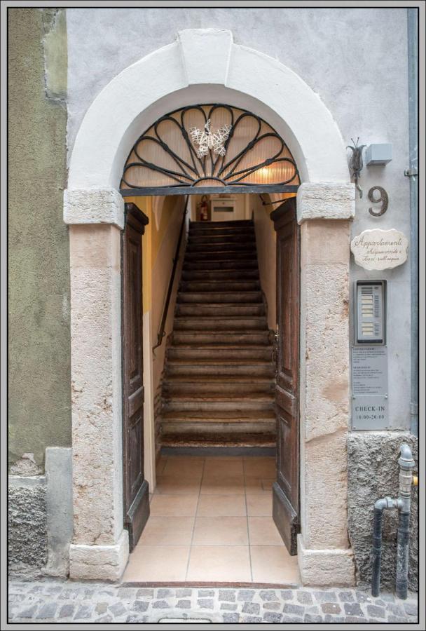 Acqua Verde Appartamenti Peschiera del Garda Exterior foto